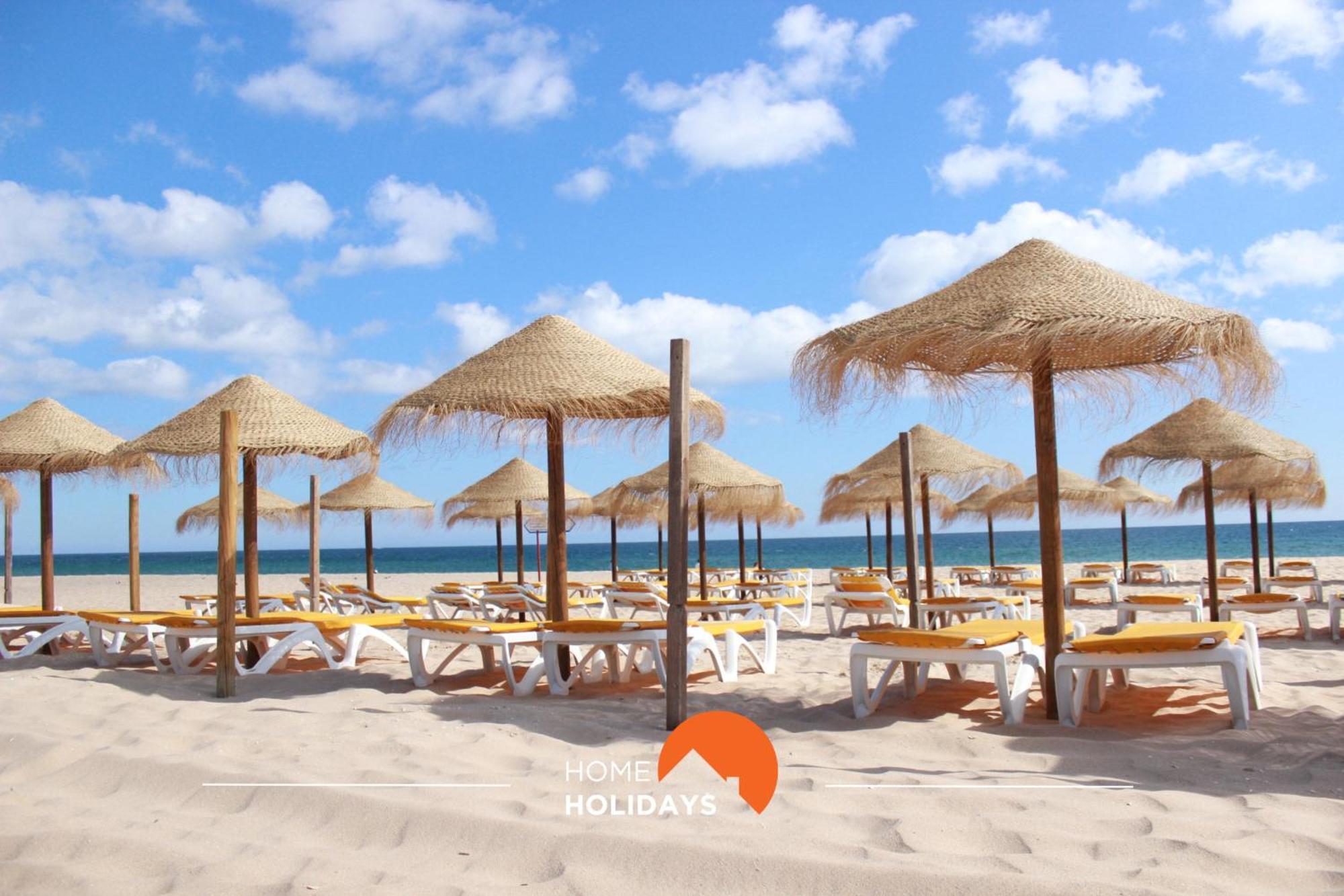 #149 Rocha By Holidays