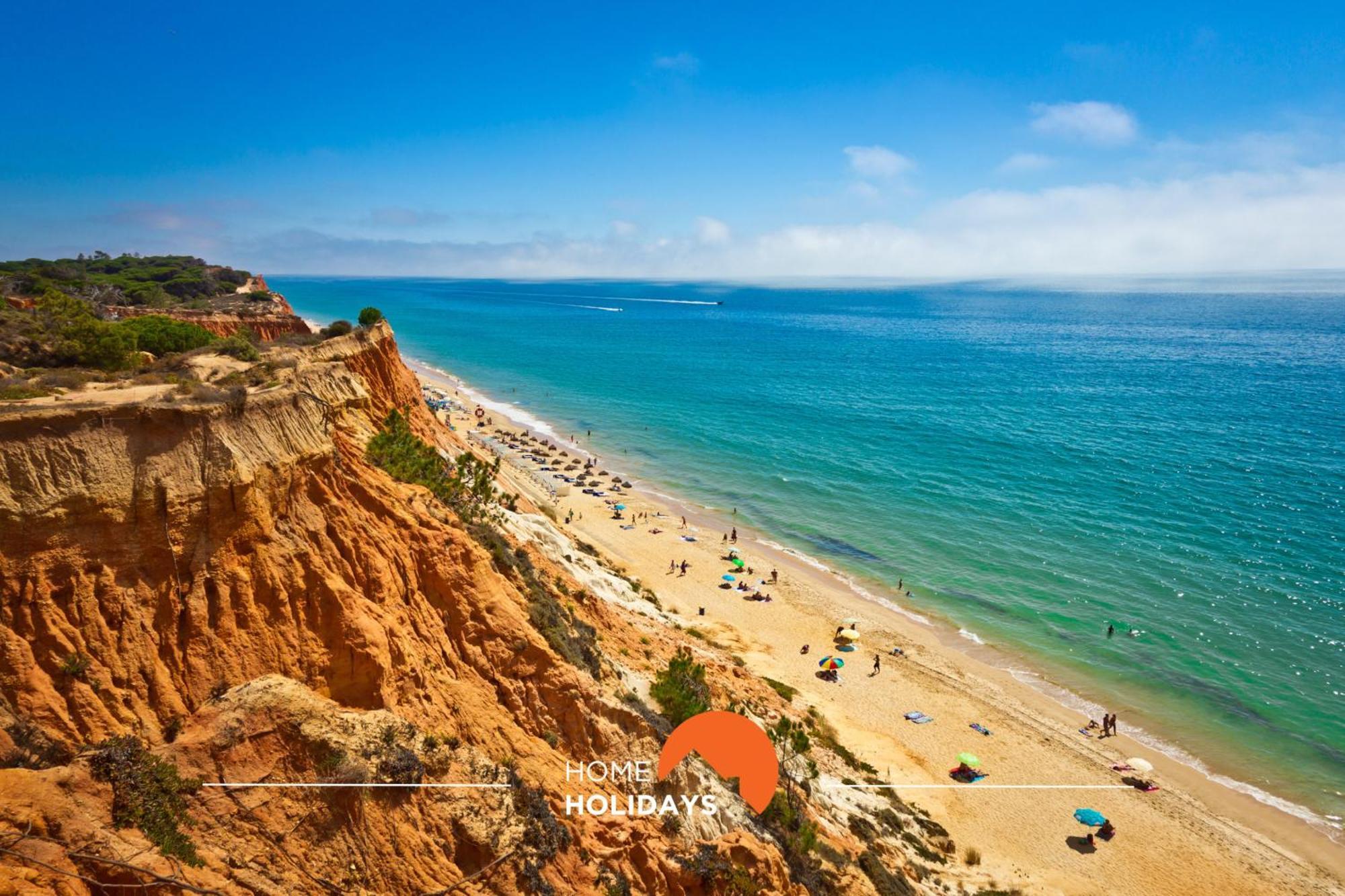 #149 Rocha By Holidays